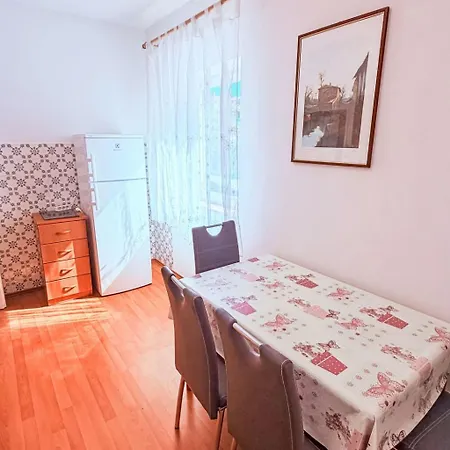 Apartment Fuer 4 Personen Ca- 75 M² In Punat- Adriakues By Interhome Punat