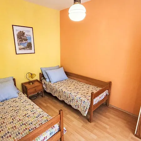 Apartment Fuer 4 Personen Ca- 75 M² In Punat- Adriakues By Interhome Punat