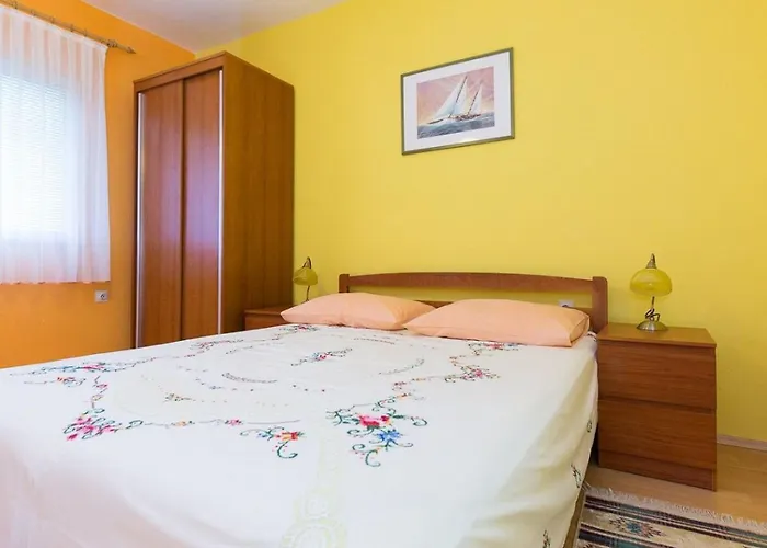 Lägenhet Fuer 4 Personen Ca- 75 M² In Punat- Adriakues By Interhome