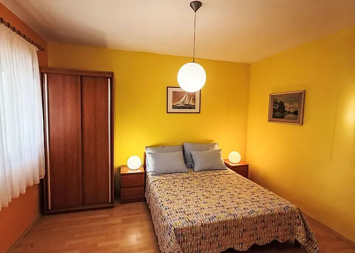 Fuer 4 Personen Ca- 75 M² In Punat- Adriakues By Interhome Lägenhet Punat